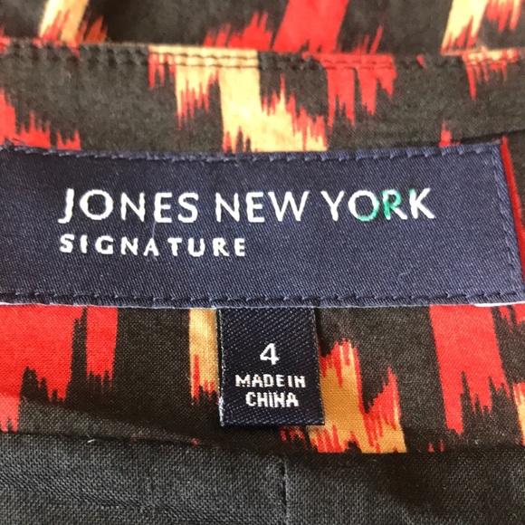 Jones New York Ikat Printed Skirt 4 EUC - Picture 6 of 8